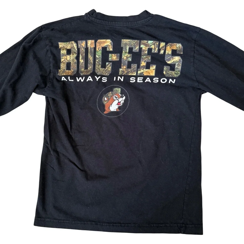 Buc-ee's Always In Season Camo Logo Black Long Sleeve T-Shirt Youth XL YXL S